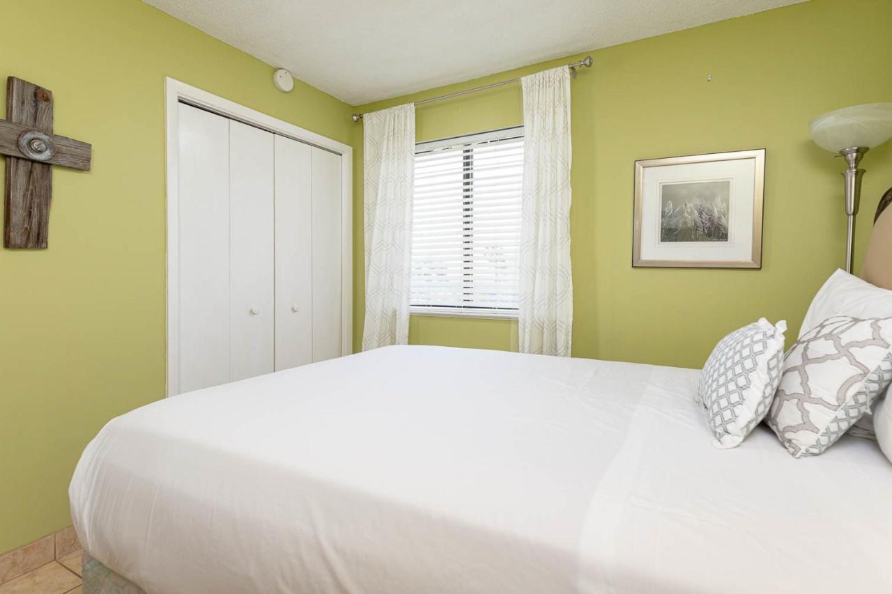 Apartment Surf & Racquet Club #207a